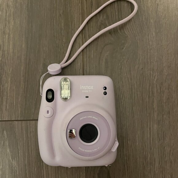 Instax Mini 11 - Lilac - Picture 1 of 2